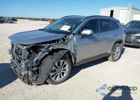 2024 Toyota Rav4 Xle Premium из США, поврежденный, VIN 2T3C1RFV5RC294653